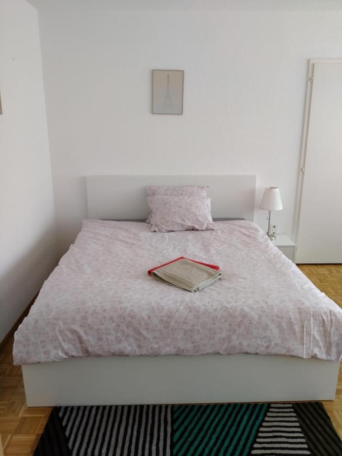 דירות Studio, 4-7 Mins To Bern Main Station By Train מראה חיצוני תמונה