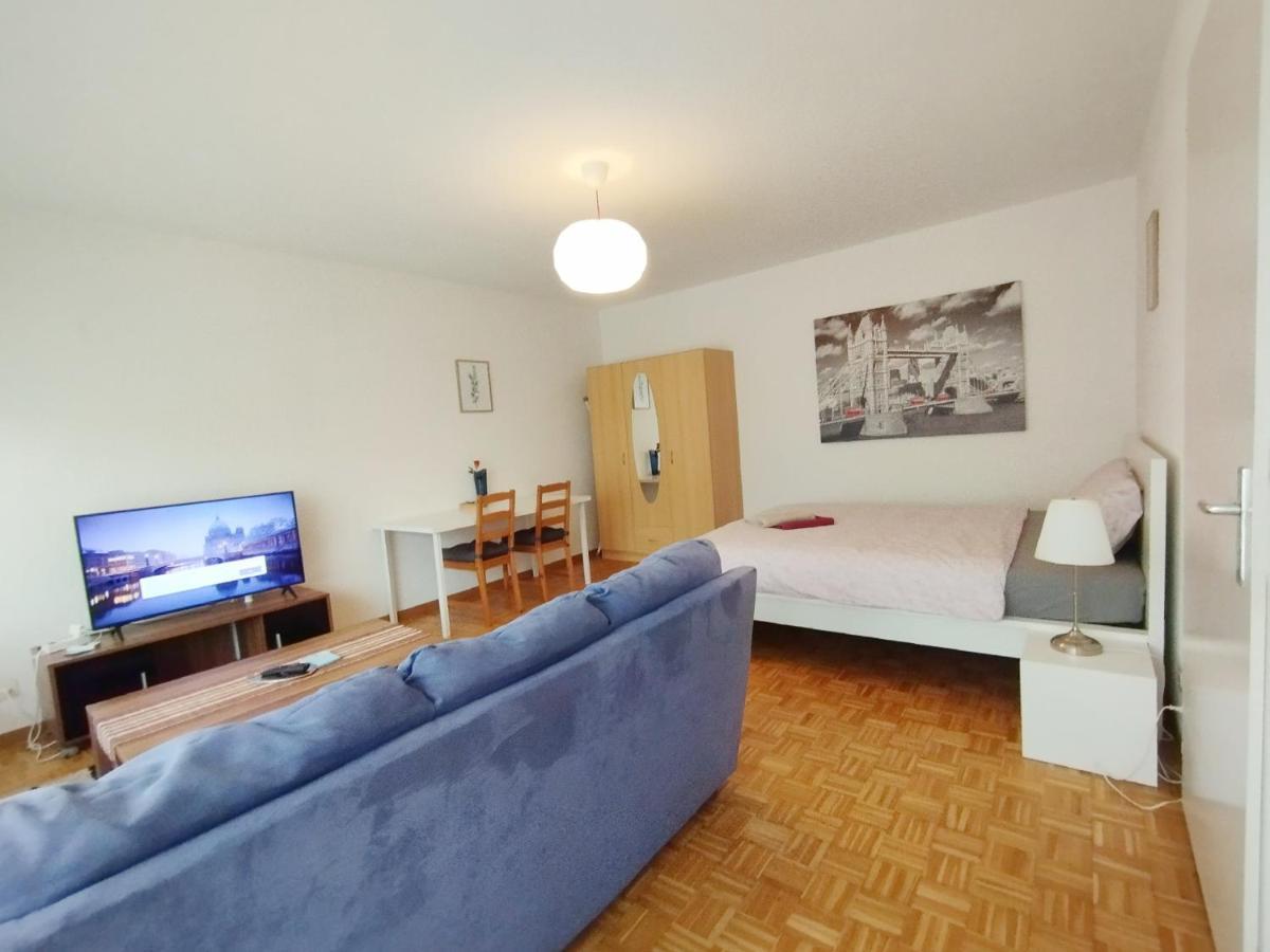 דירות Studio, 4-7 Mins To Bern Main Station By Train מראה חיצוני תמונה