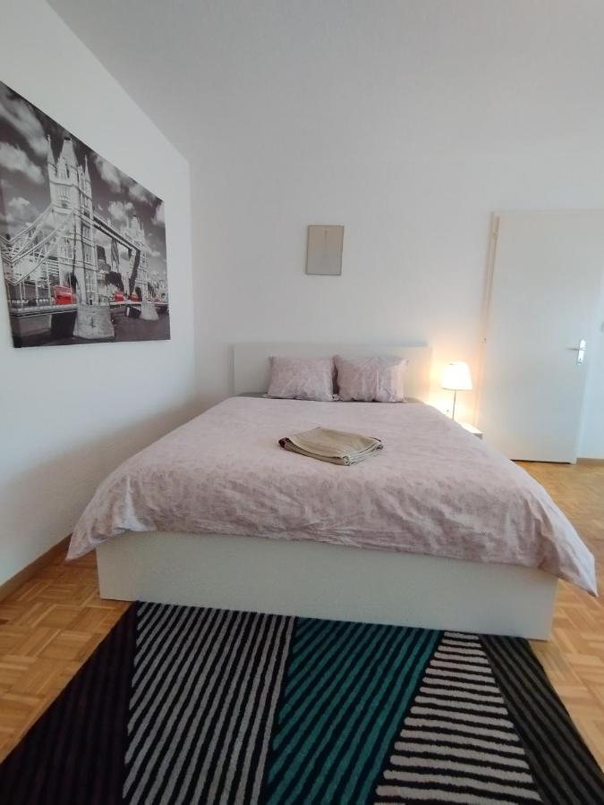 דירות Studio, 4-7 Mins To Bern Main Station By Train מראה חיצוני תמונה